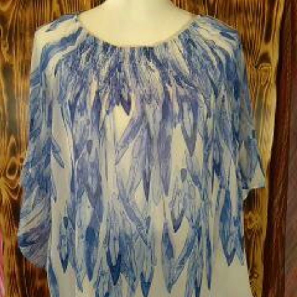 Alfani Sheer Abstract top - Picture 2 of 3